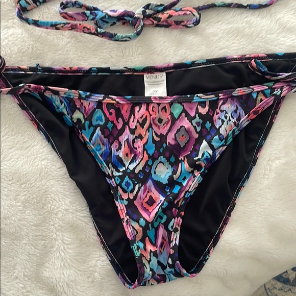 Colorful Abstract Bikini Set - Picture 2 of 6